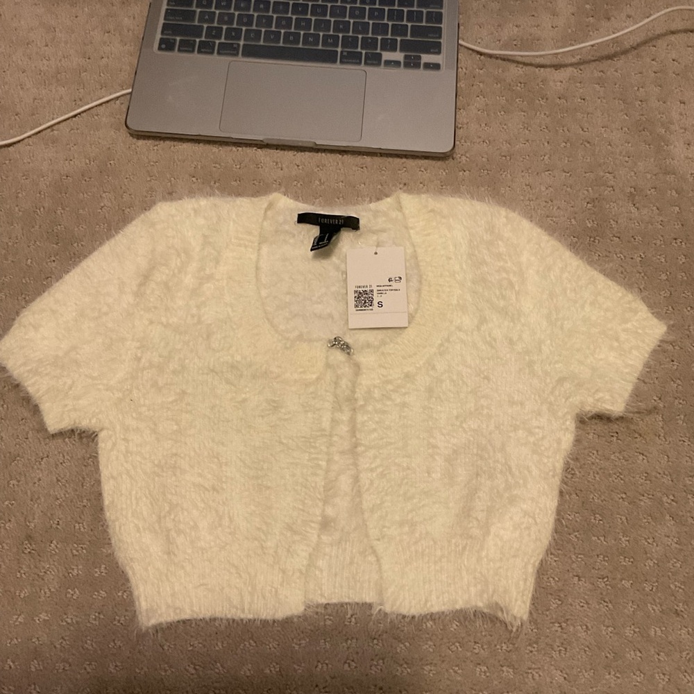 Forever 21: Short sleeve fluffy open shirt